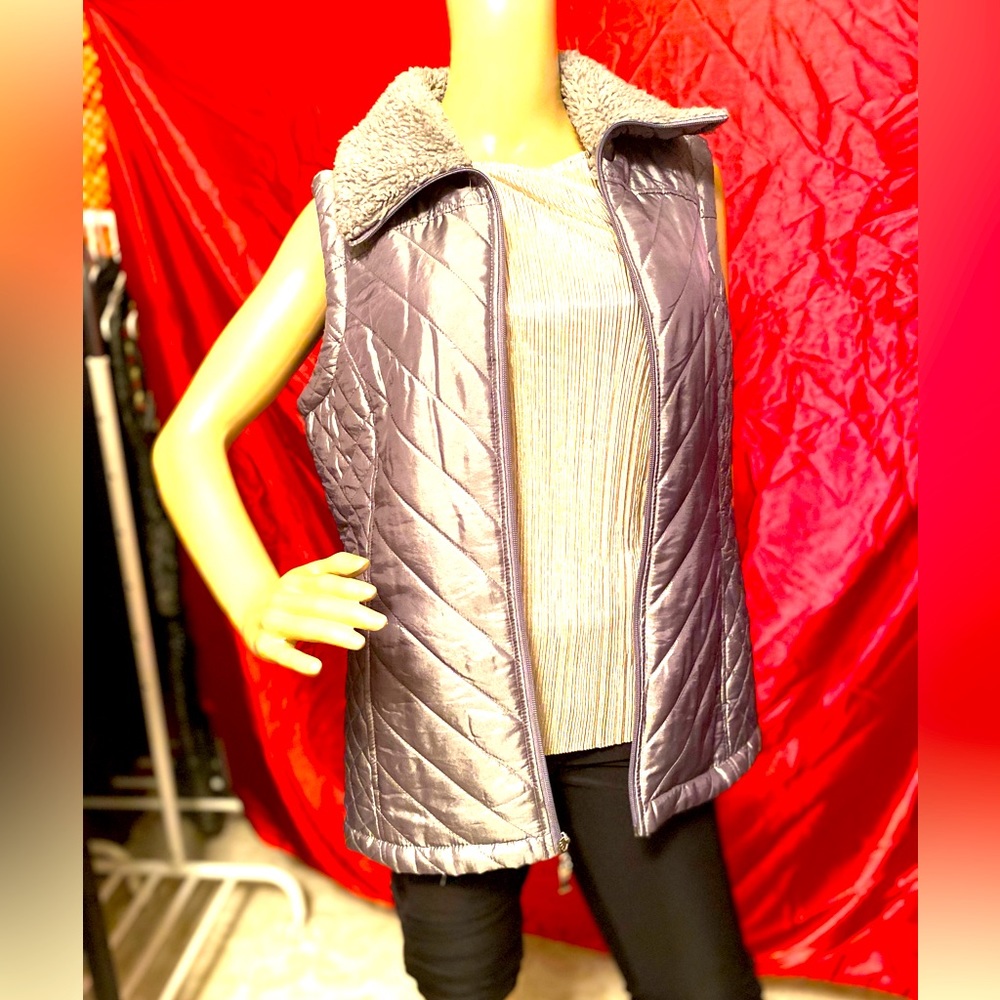 Furred Women vest size XS